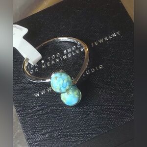 🩵🩵 NOGU Cerulean.925 Sterling Silver Firefly Glass Infinity Helix Ring 🩵🩵